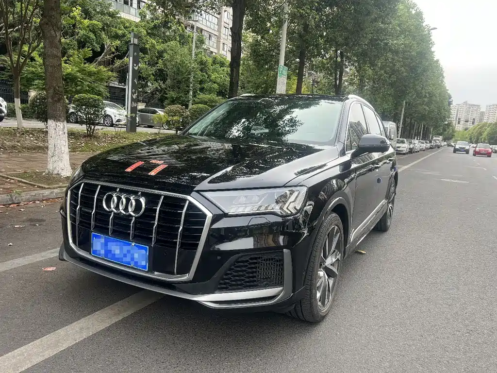 Audi Q7 2021
