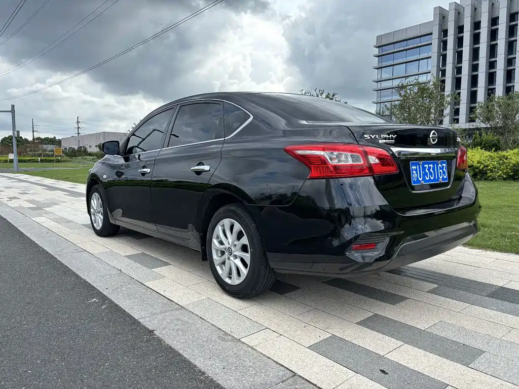 Nissan Sylphy — миниатюра 7