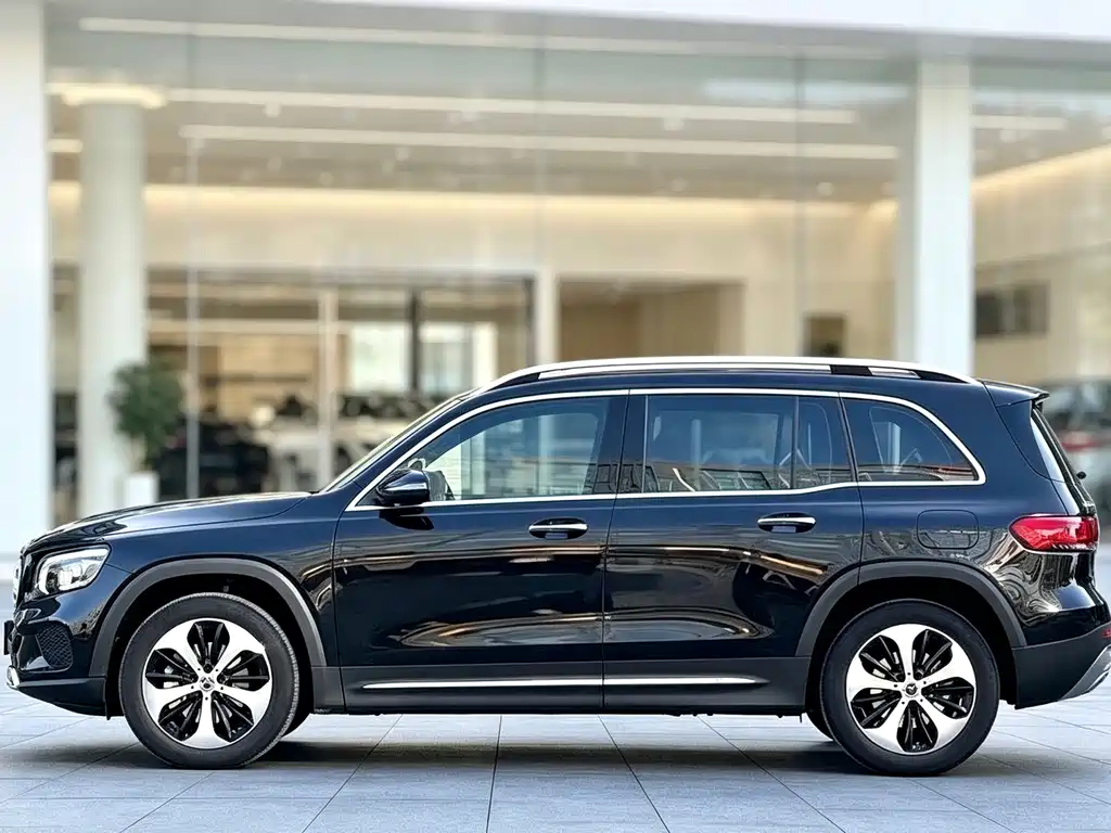 Mercedes-Benz GLB — миниатюра 3