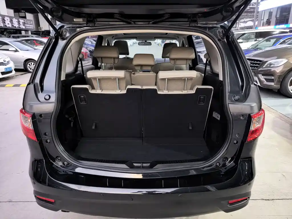 Mazda 5 — миниатюра 13