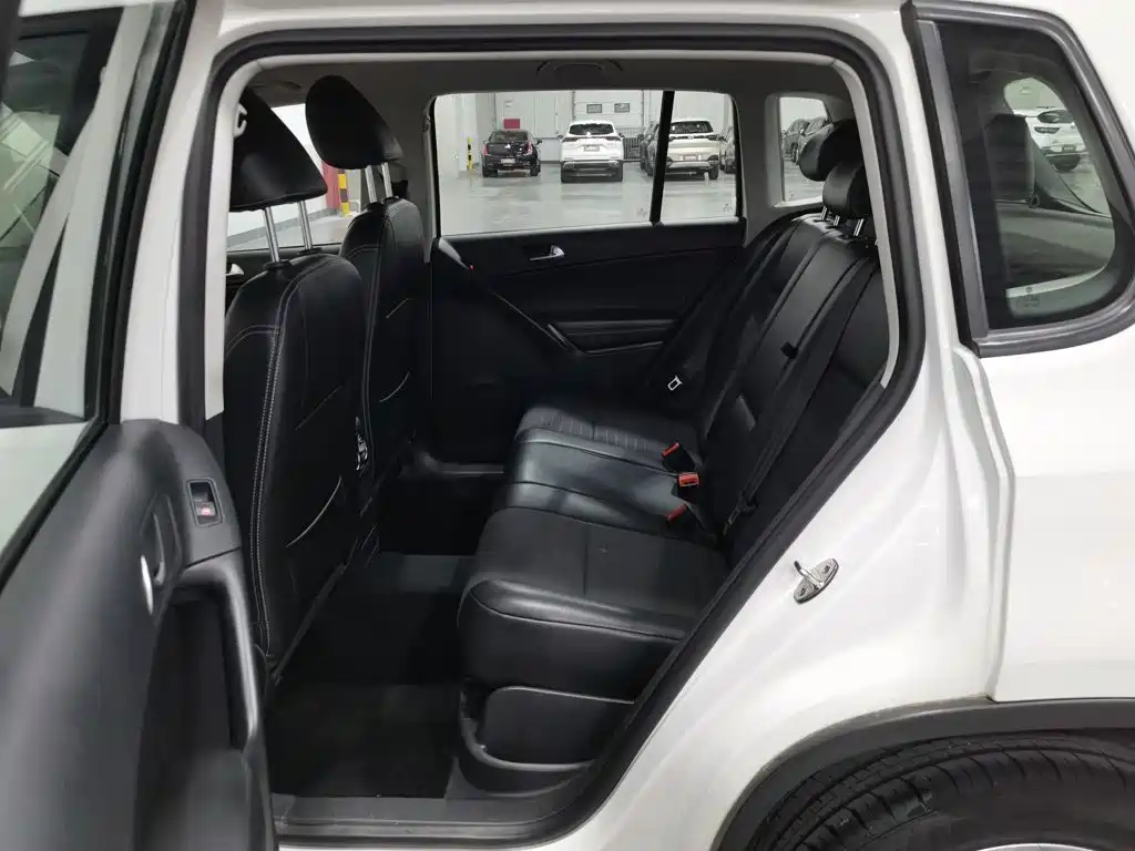 Volkswagen Tiguan — миниатюра 15