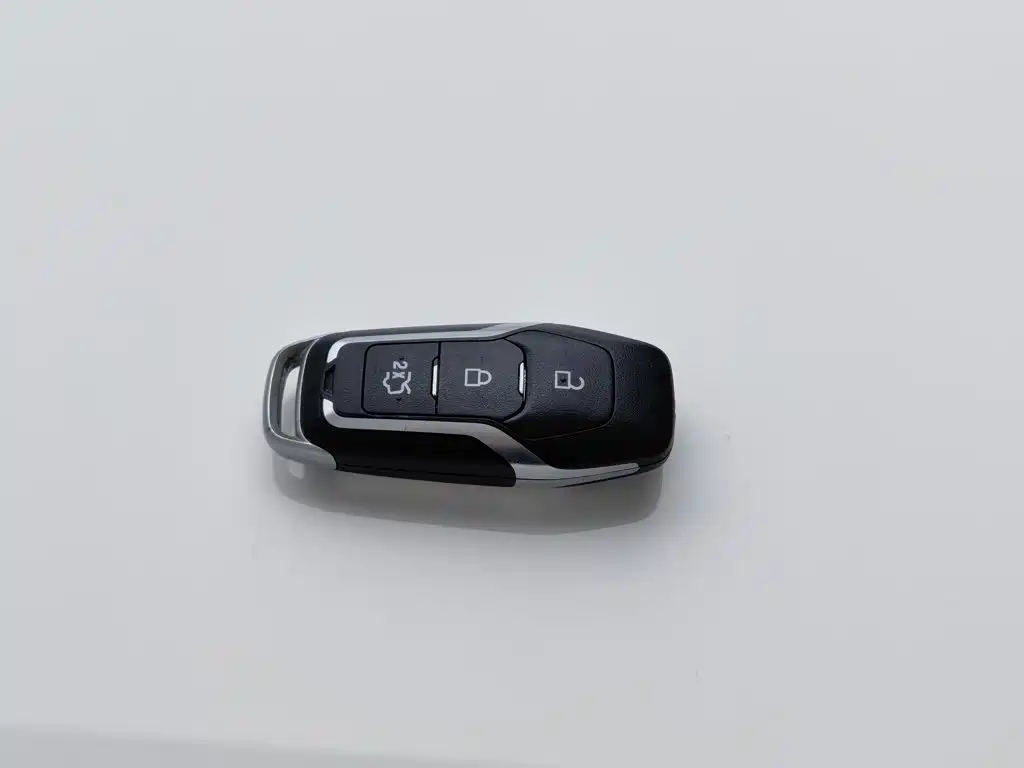 Ford Edge — миниатюра 19