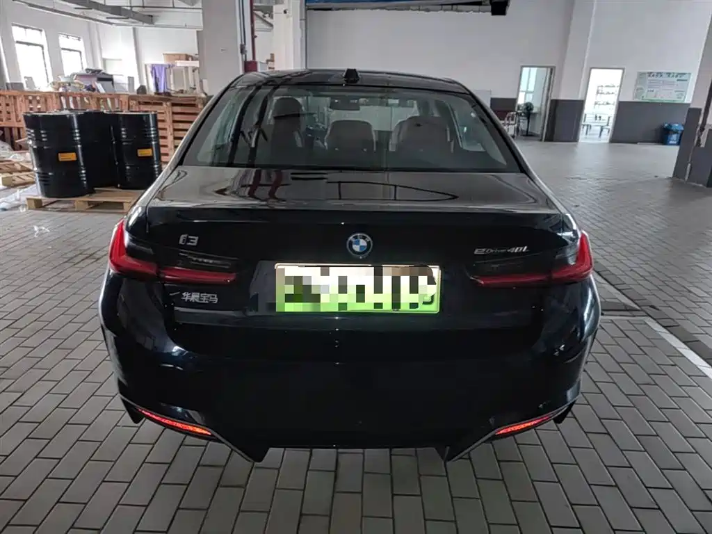 BMW i3 2025 eDrive 40 L