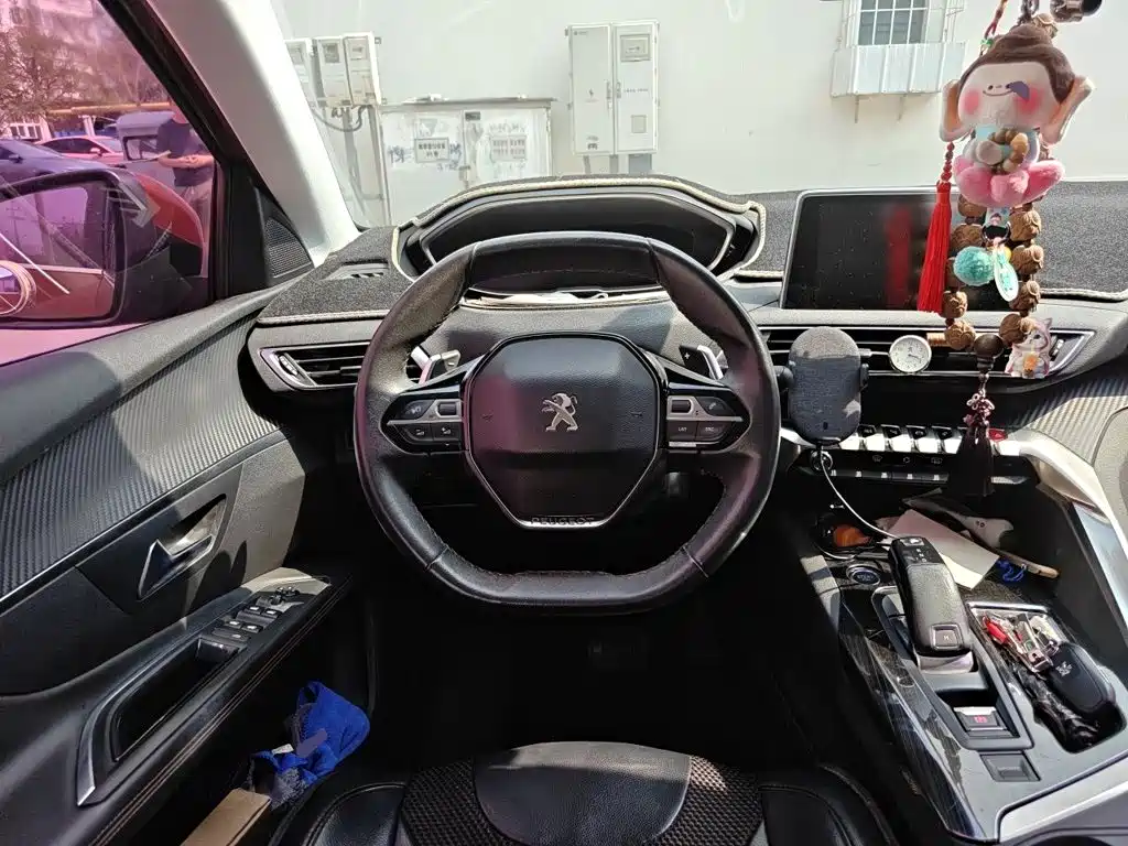Peugeot 4008 — миниатюра 6