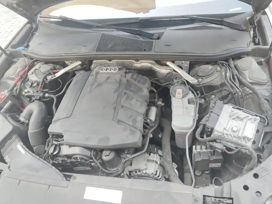 Audi A6L — миниатюра 10