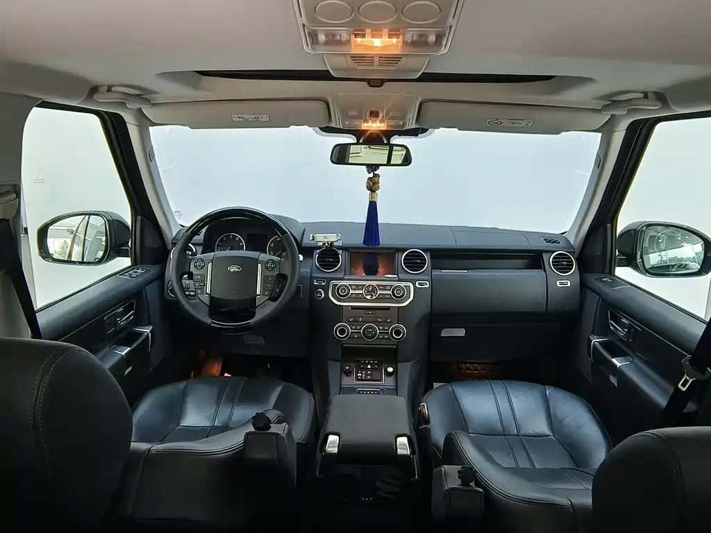 Land Rover Discovery — миниатюра 6