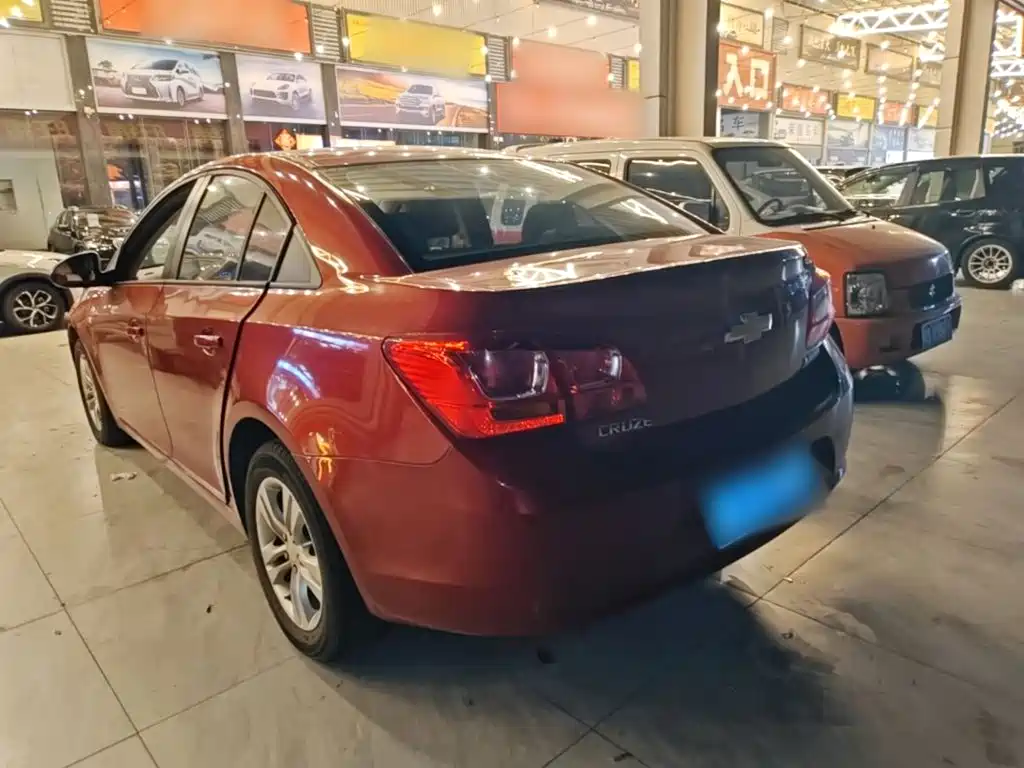 Chevrolet Cruze — миниатюра 5