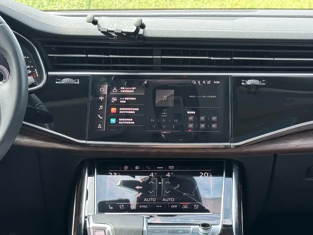 Audi Q7 — миниатюра 11