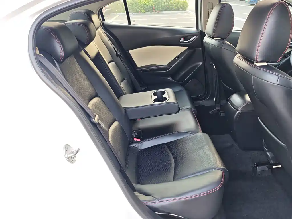 Mazda 3 Axela — миниатюра 19
