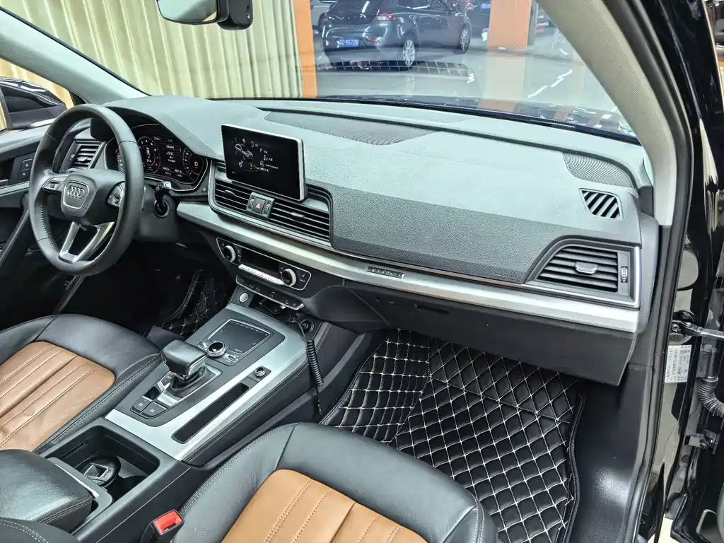 Audi Q5L — миниатюра 12