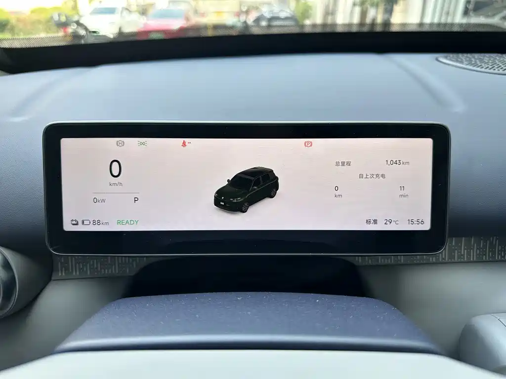Leapmotor Leapmotor A10 — миниатюра 9
