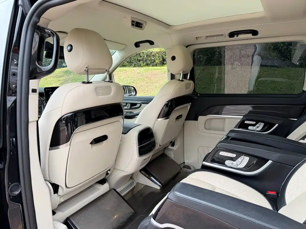 Mercedes-Benz V-Class — миниатюра 11