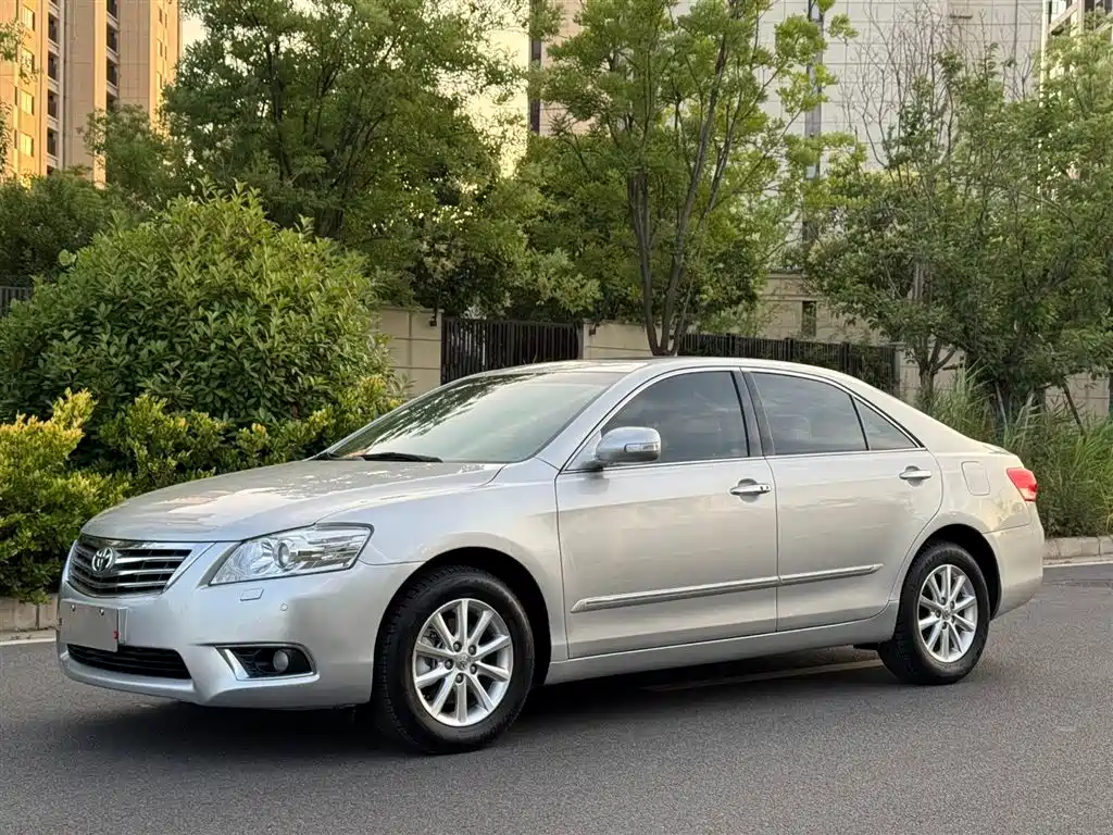 Toyota Camry 2011