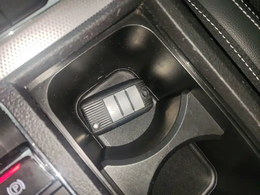 Roewe RX5 — миниатюра 9