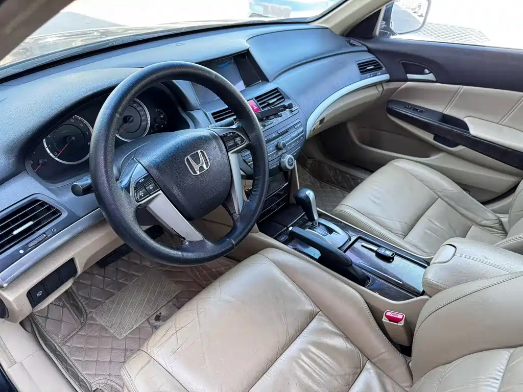 Honda Accord — миниатюра 4