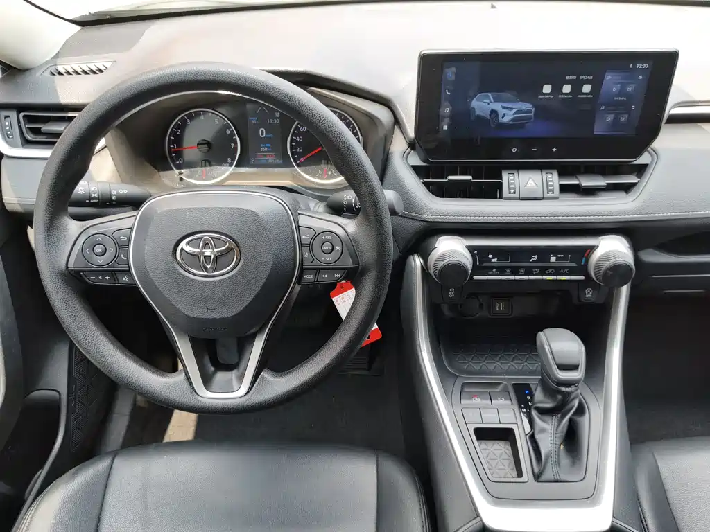 Toyota RAV4 — миниатюра 14