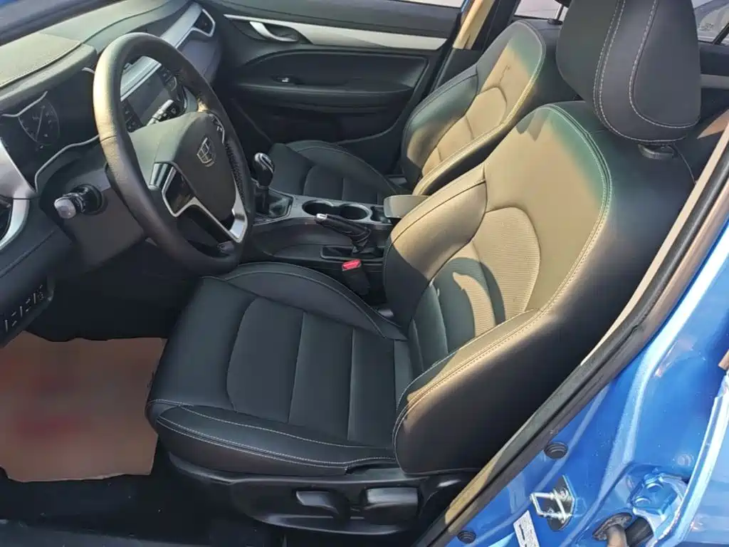 Geely Vision S1 — миниатюра 15