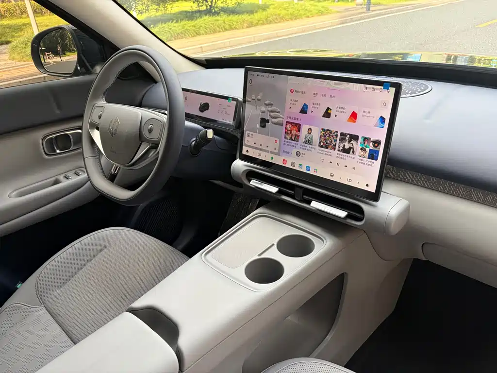 Leapmotor Leapmotor A10 — миниатюра 13