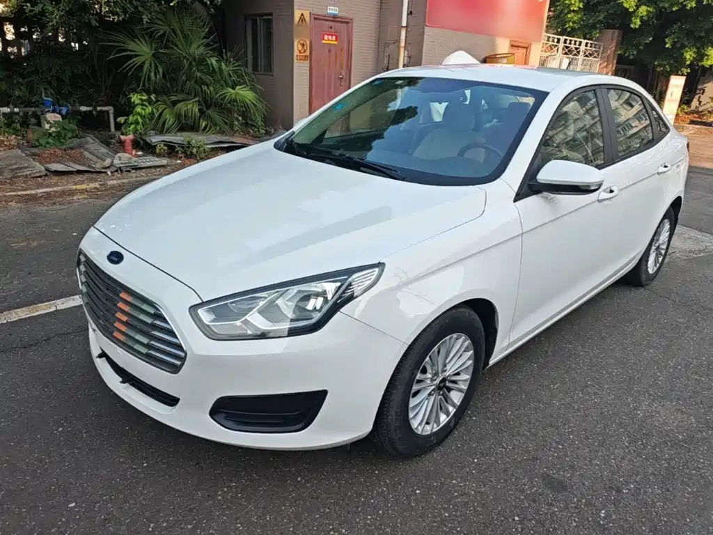 Ford Escort — миниатюра 2