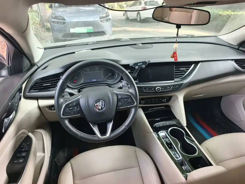 Buick Regal — миниатюра 7