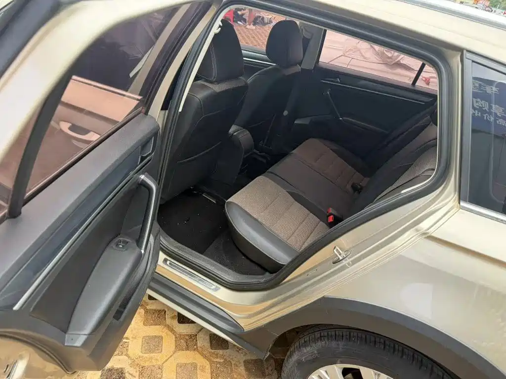 Volkswagen C-Trek — миниатюра 5