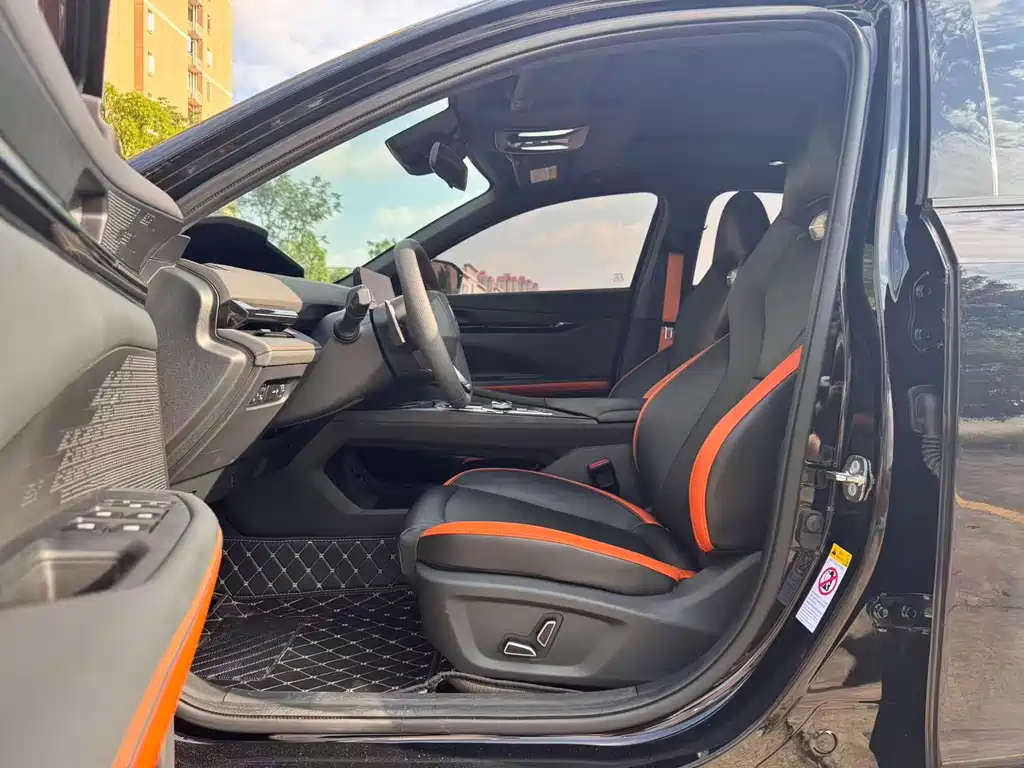Changan UNI-V — миниатюра 4