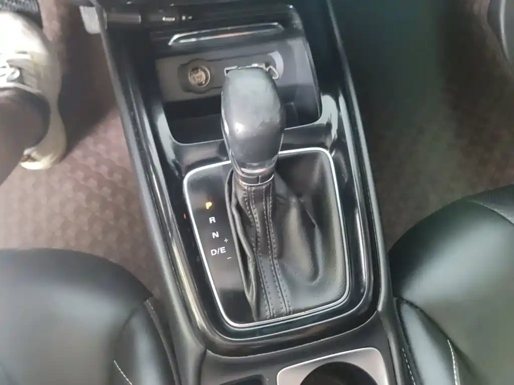 Roewe i5 — миниатюра 14