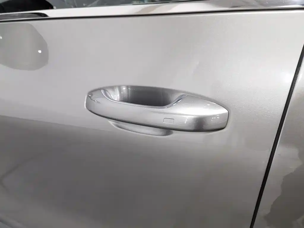 Li Auto Li ONE — миниатюра 18