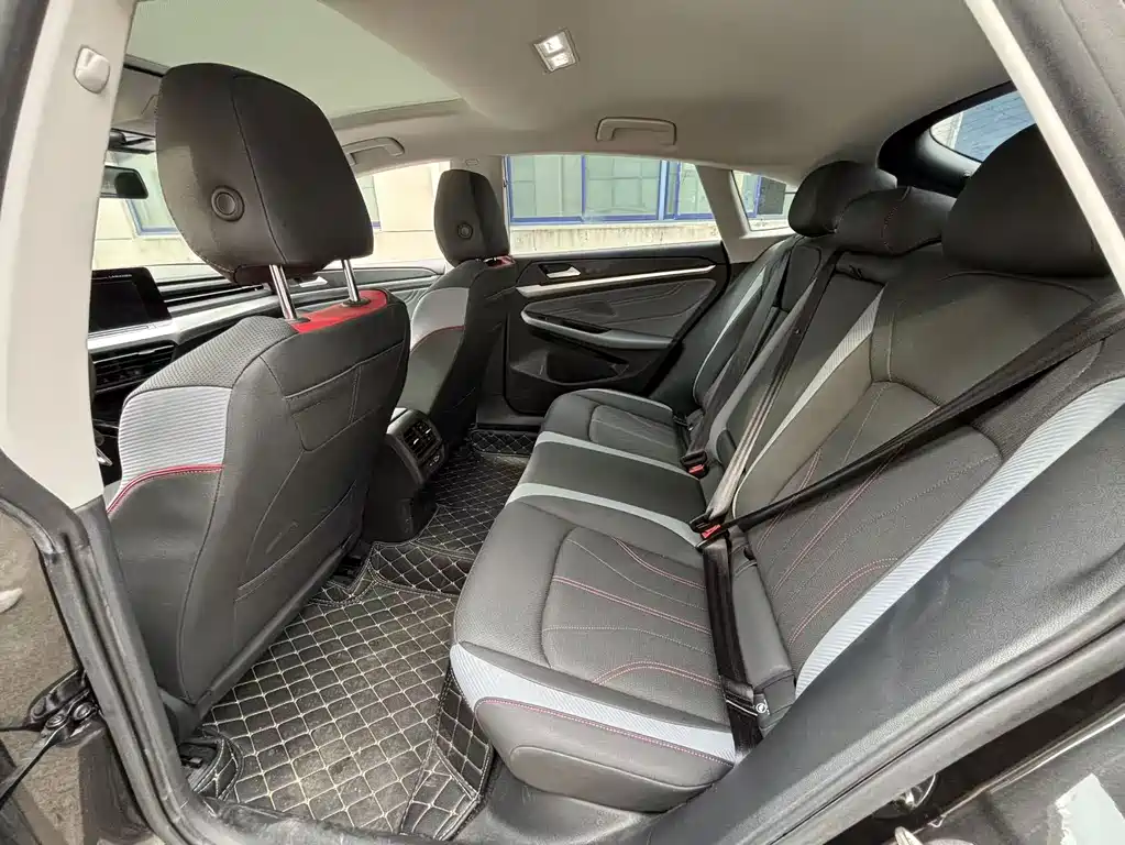 Volkswagen Lamando — миниатюра 5