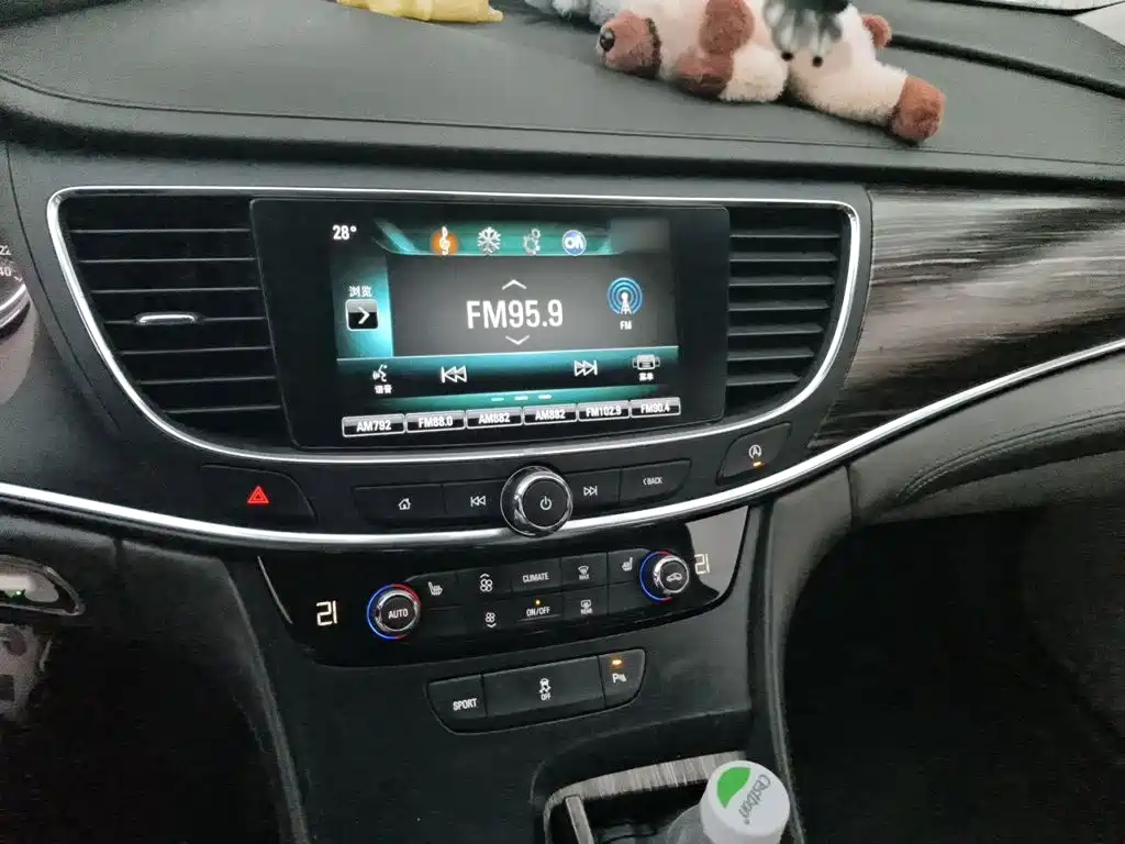 Buick LaCrosse — миниатюра 6