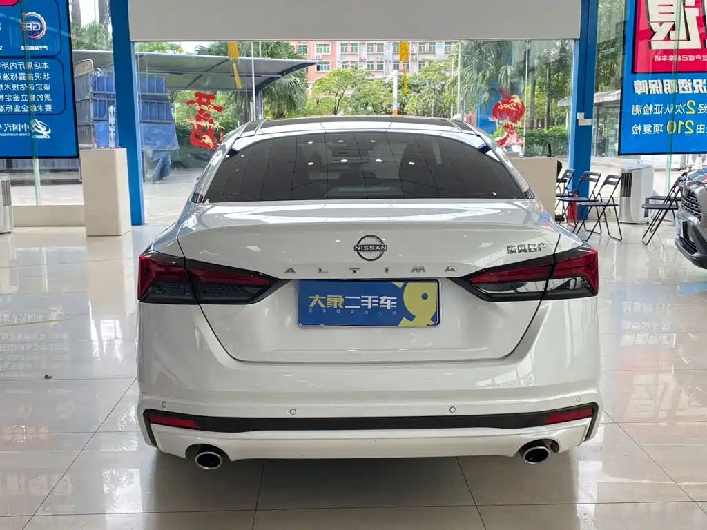 Nissan Teana — миниатюра 12