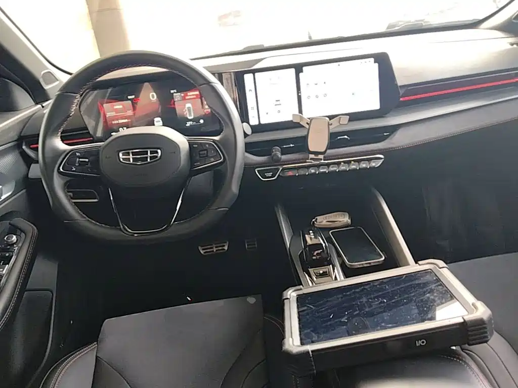 Geely Binrui — миниатюра 10