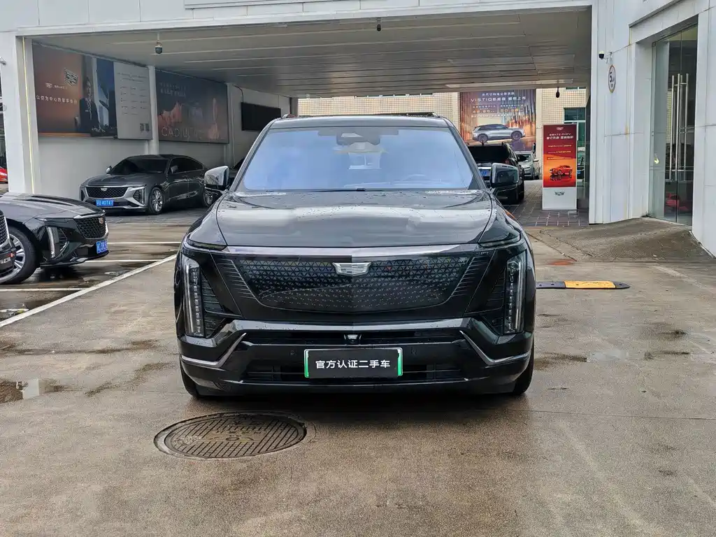 Cadillac VISTIQ — миниатюра 2