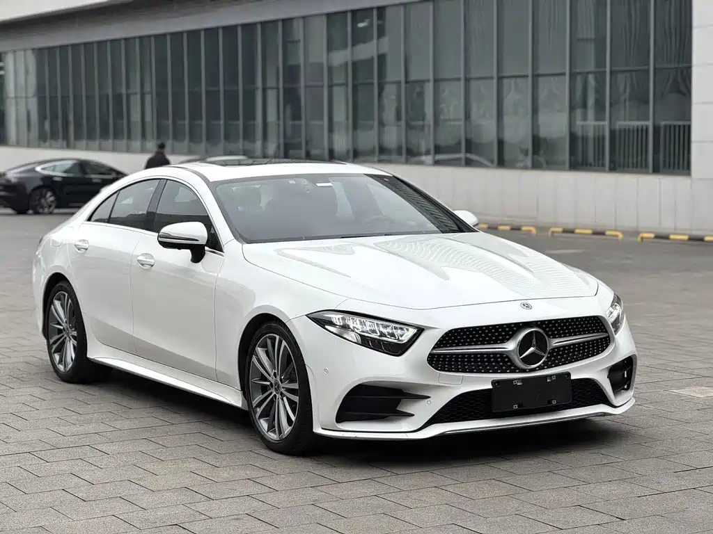 MERCEDES-BENZ CLS