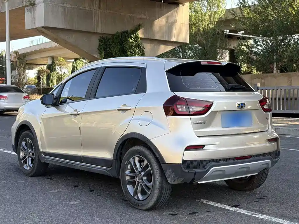 Geely Vision X3 — миниатюра 5