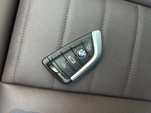 BMW 3 Series — миниатюра 16