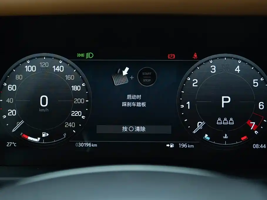 Land Rover Defender — миниатюра 7