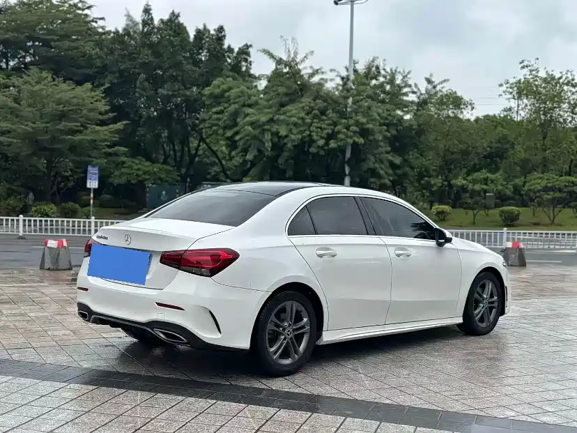 Mercedes-Benz A-Class — миниатюра 6