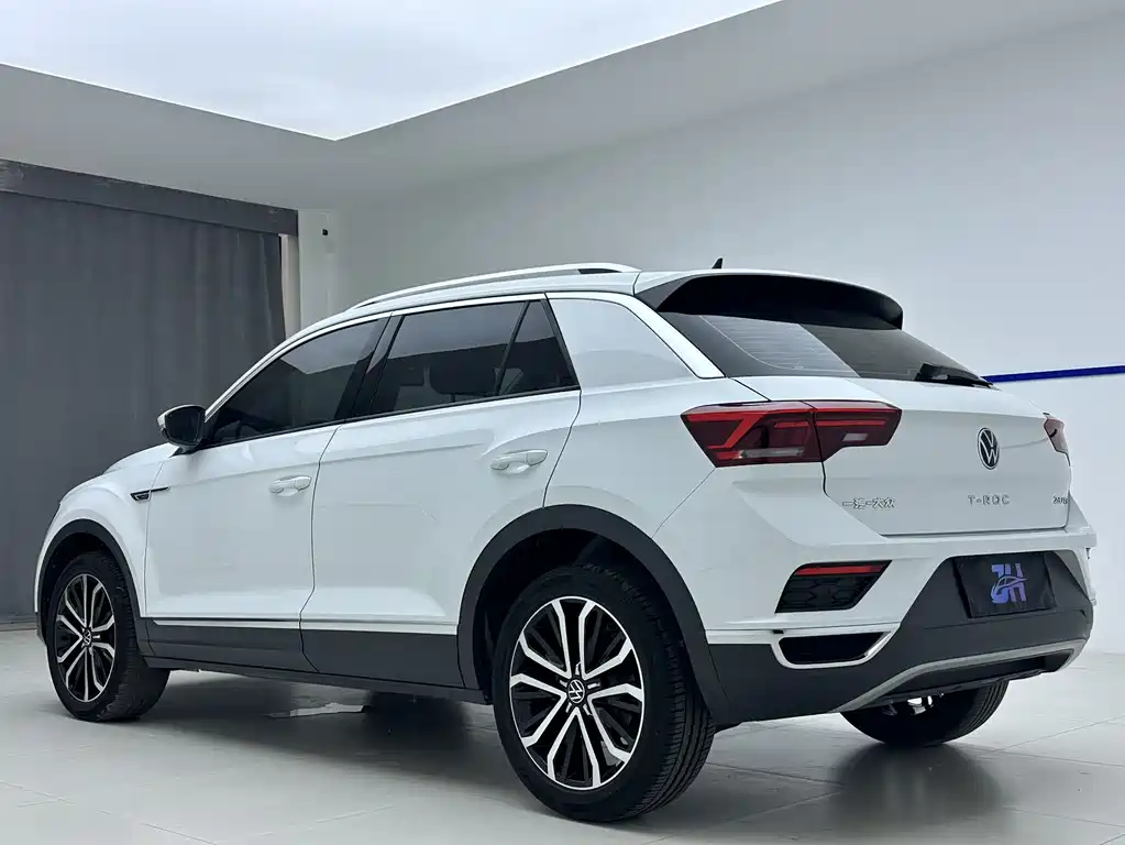 Volkswagen T-Roc 2021 280TSI DSG Comfort Smart Connect