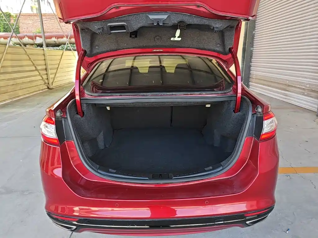 Ford Mondeo — миниатюра 19