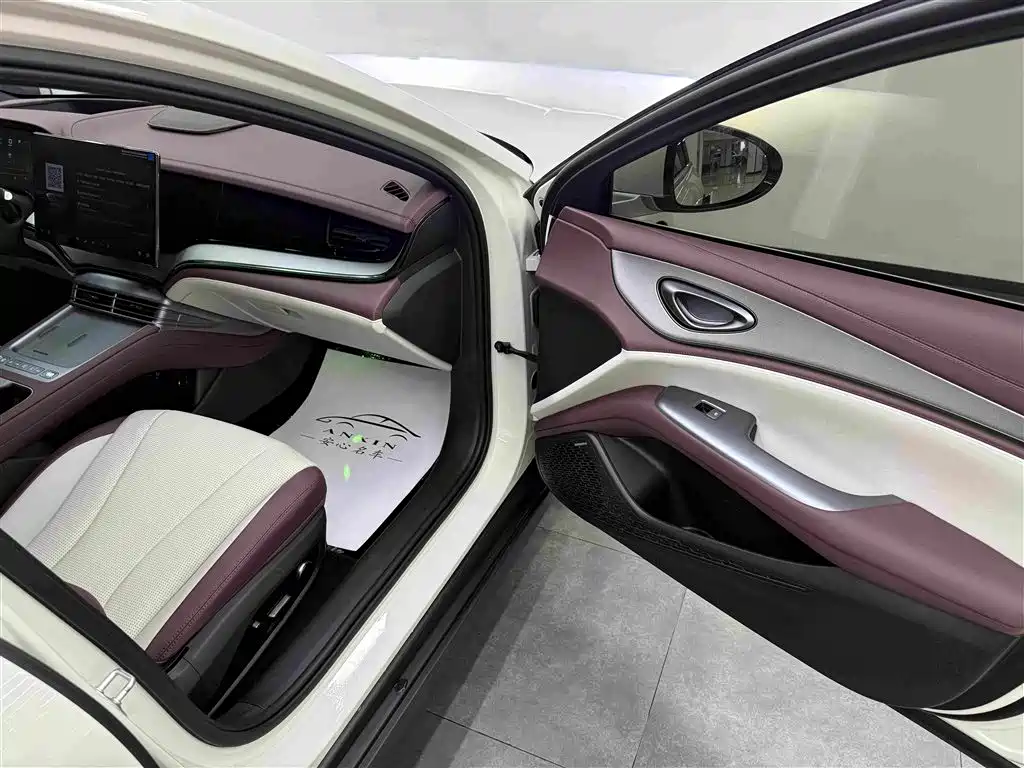 BYD Seal 07 DM-i — миниатюра 11