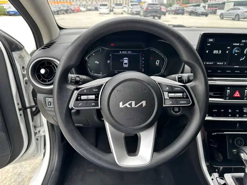Kia K3 — миниатюра 12