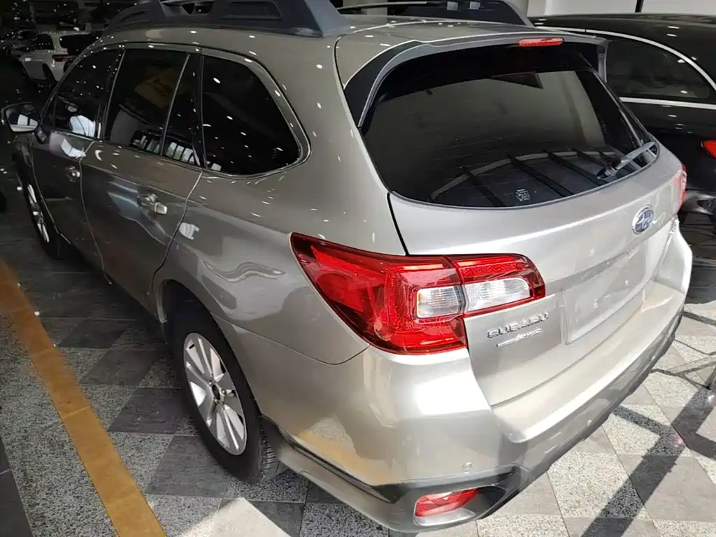 Subaru Outback — миниатюра 5