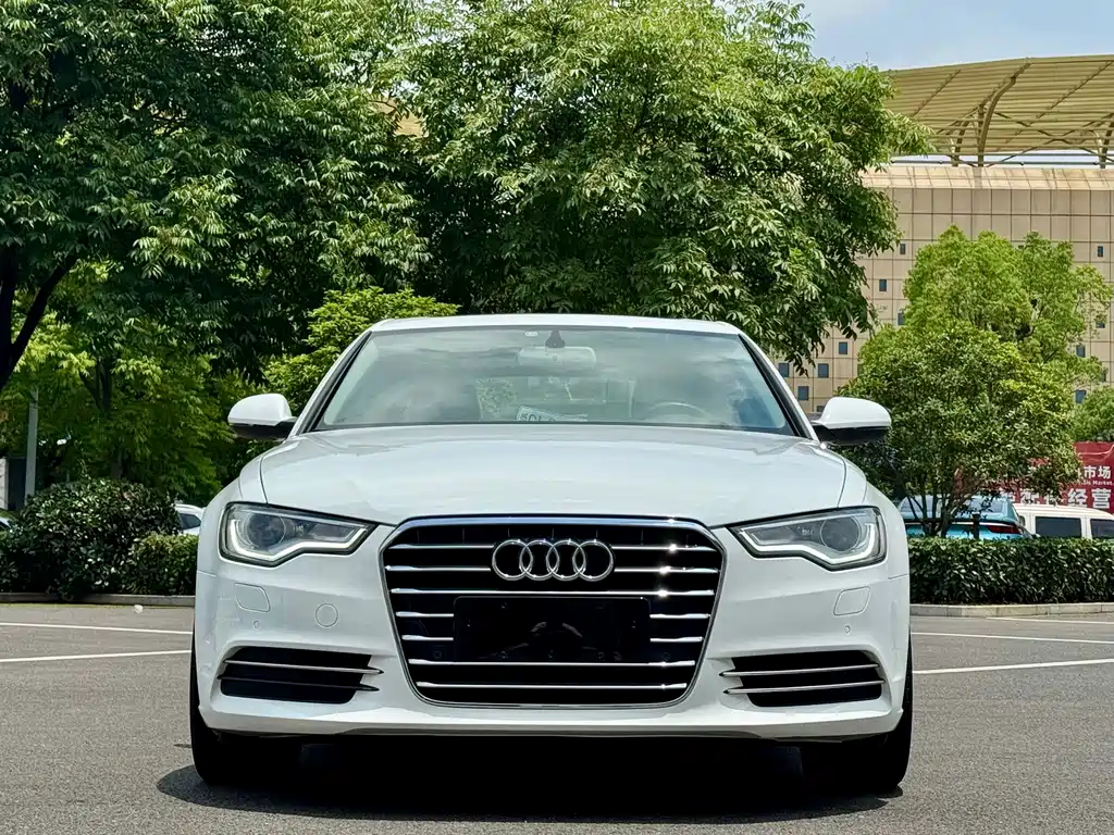 Audi A6L — миниатюра 2