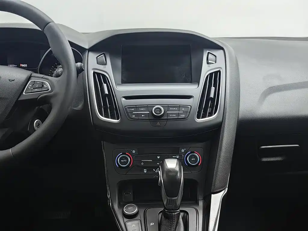 Ford Focus — миниатюра 12