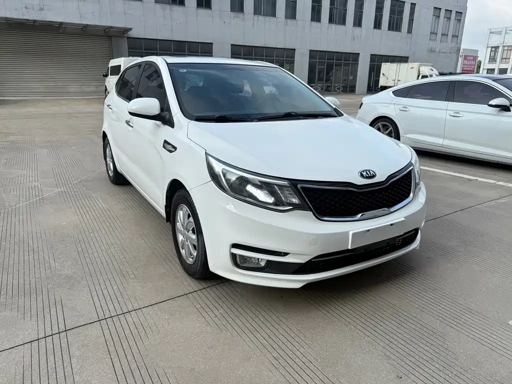 Kia K2 — миниатюра 3