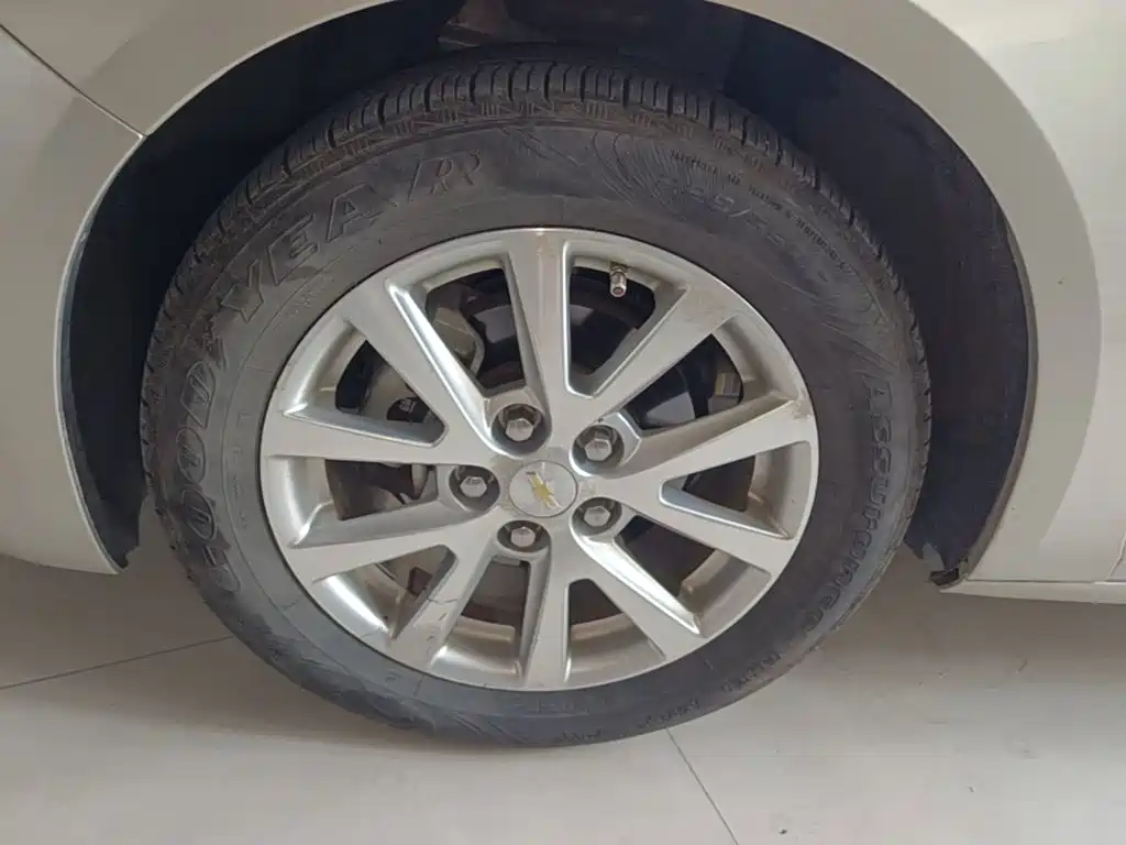 Chevrolet Malibu — миниатюра 23