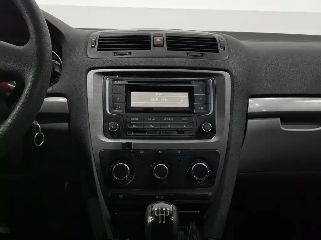 Skoda Octavia — миниатюра 12