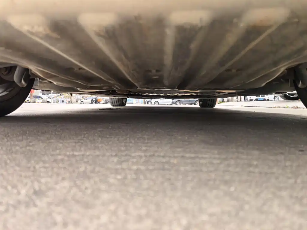 BMW 5 Series New Energy — миниатюра 25