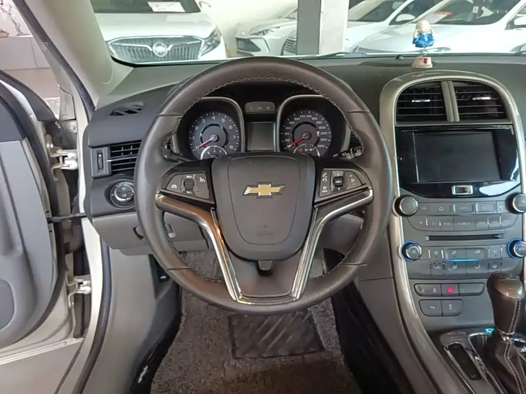 Chevrolet Malibu — миниатюра 11